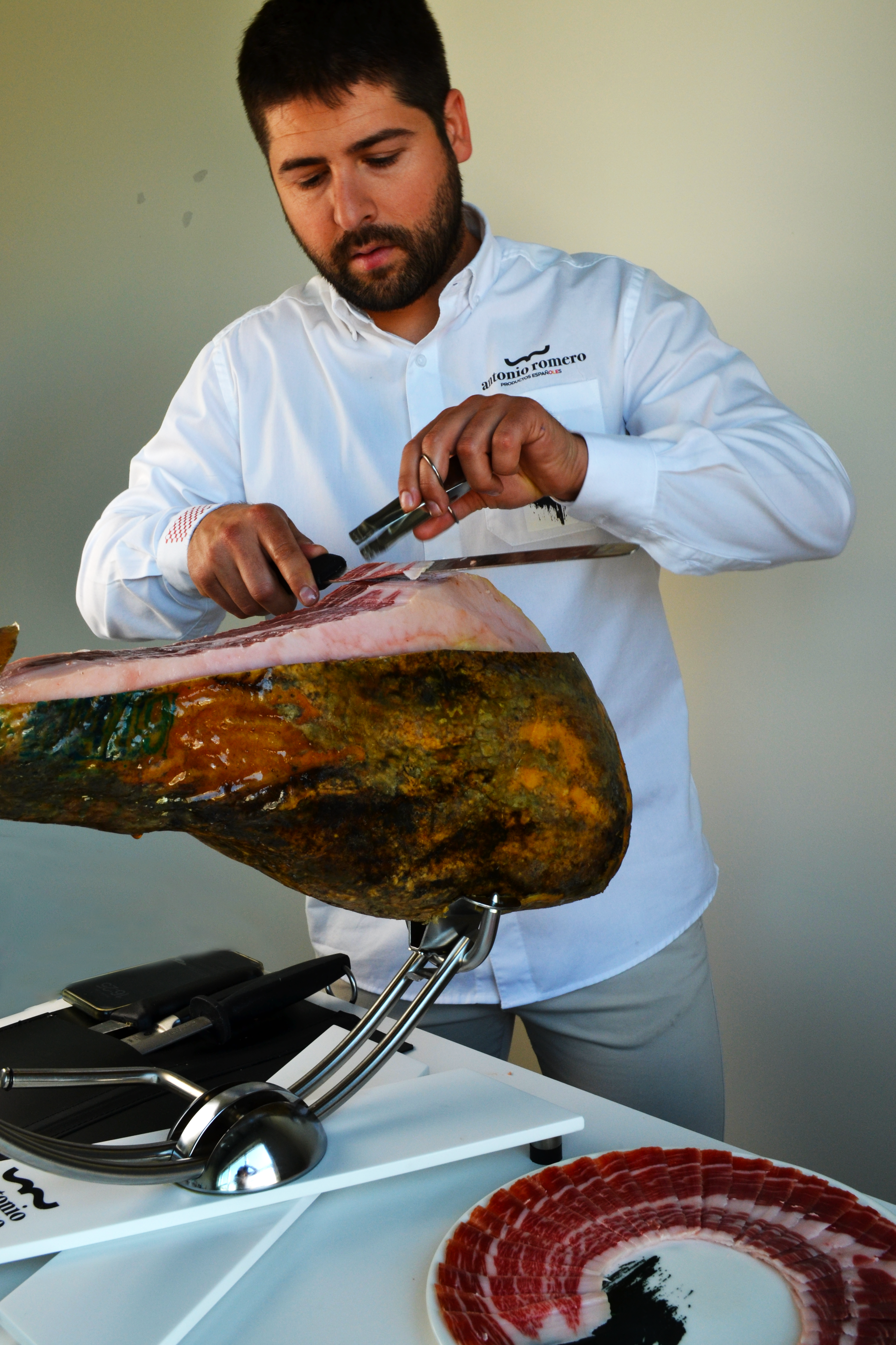 "Jamón Cebo de Campo Ibérico 50% Raza Ibérica" Ibérico Grass-fed Pork Ham 50% Ibérico Breed Bone-in